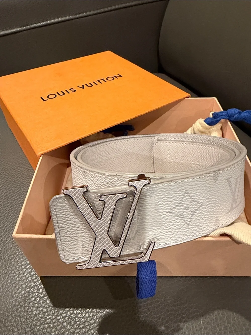 Louis Vuitton White Leather LV Buckle Belt